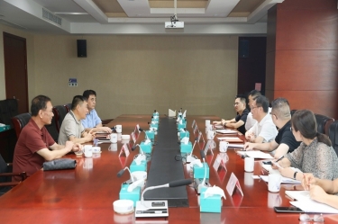 江山市委副書記、市長徐明峰率隊(duì)赴景興紙業(yè)調(diào)研